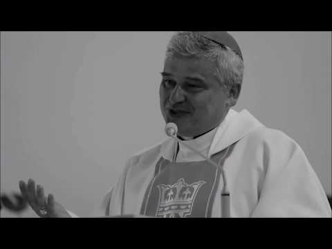 abp Konrad Krajewski - Klucz do tabernakulum - serce i nerki