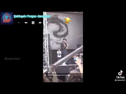 Şehinşah - Yorgun Demokrat