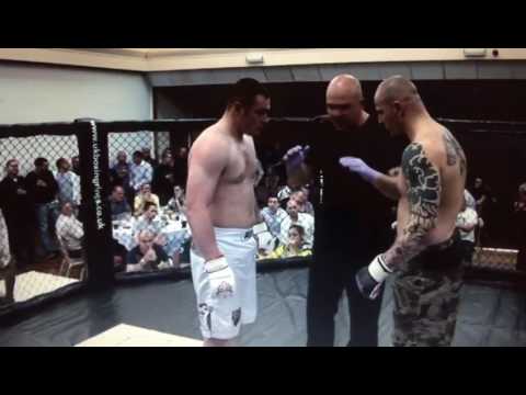 Steven Stringfellow vs Steve Fenwick Coastal Carnage 2010 MMA