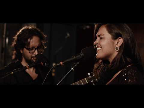 Santiago Benavides - Amigo Fiel Feat. Ana Heloysa (Live Session)