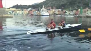 preview picture of video 'Isola del Giglio porto - Coastal rowing.m4v'