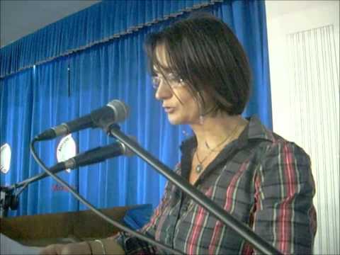 Laura Cozza, Insegnante Precaria