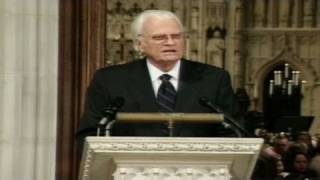 CNN: Flashback to 2001: Billy Graham delivers 9/11 sermon