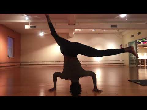 Freezy - Back it up (Natoxie Remix)