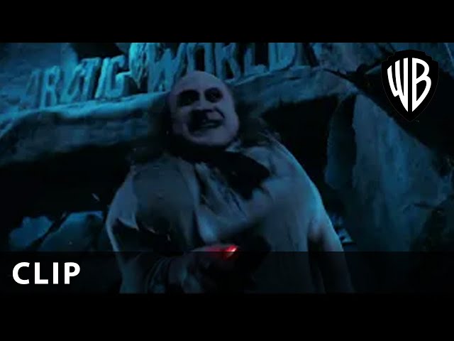 Batman Defeats The Penguin