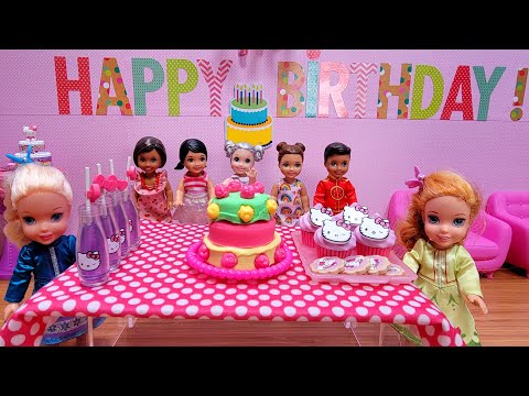 Birthday party ! Elsa & Anna toddlers - Barbie dolls - gifts - games - cake - Hello Kitty theme
