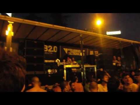 DJ Gumja live at ARTES 2013 / STREET PARADE / Milano, Italy (22.06.2013) - Part 1
