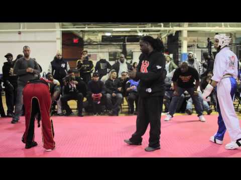 Mike Simmons Vs Troy Binns