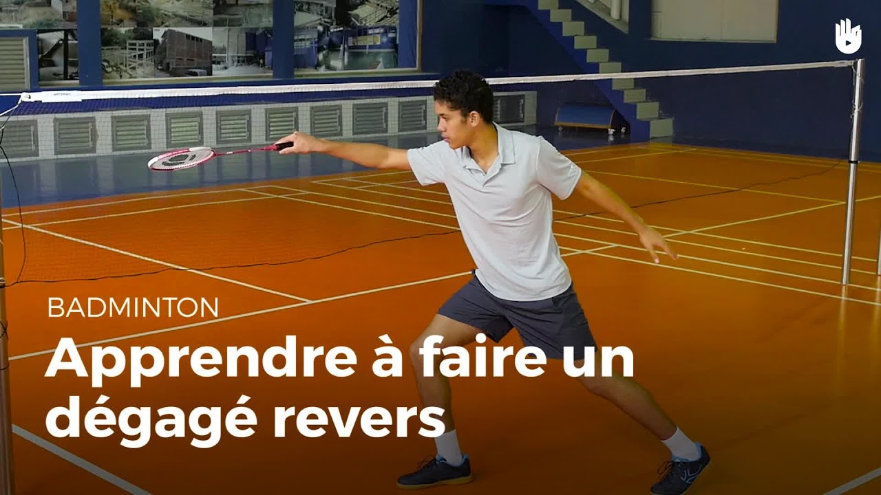 Apprendre A Faire Un Degage En Revers Apprendre A Jouer Au Badminton Sikana