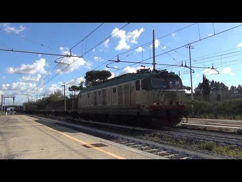 E652.084 sul TCS 58062 Villa San Giovanni Bolano - Milano Smistamento, in transito a Pomezia