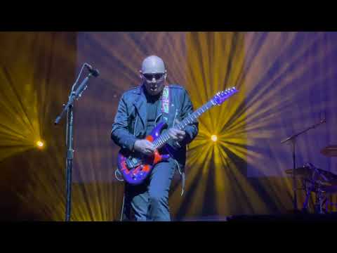 Joe Satriani   Compilation - 4K - L'Olympia 20 Mai 2023