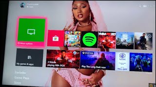 How to customize your Xbox background to whatever you want!! (2022)