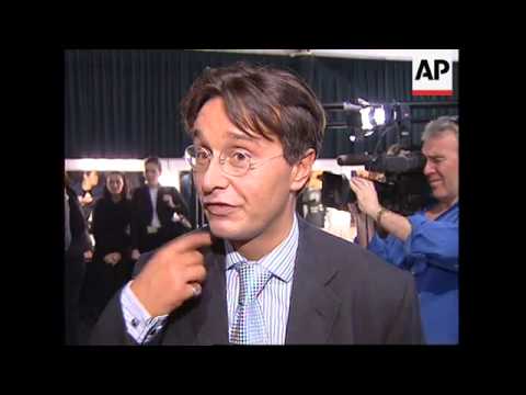 UK: LONDON FASHION WEEK: STARZEWSKI & TSUMURA COLLECTIONS