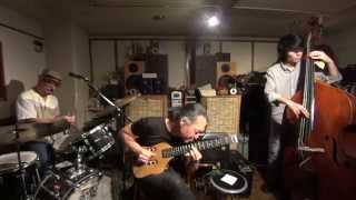 08 Polka Dots And Moonbeams 村山義光g 萬恭隆b 東敏之ds