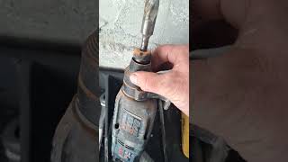 Download lagu putting in a sds masonry drill bit mp3