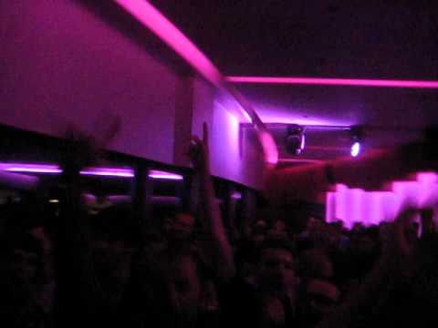 A-Trak playing Aciiid @ Le Cadran, Liège (22/11/2014)