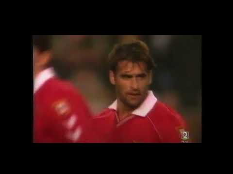 César Brito anota para el Benfica el único gol de la historia de los lisboetas en Barcelona