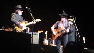 Merle Haggard and Willie Nelson - Reasons to Quit - Austin Texas 11/11/2014