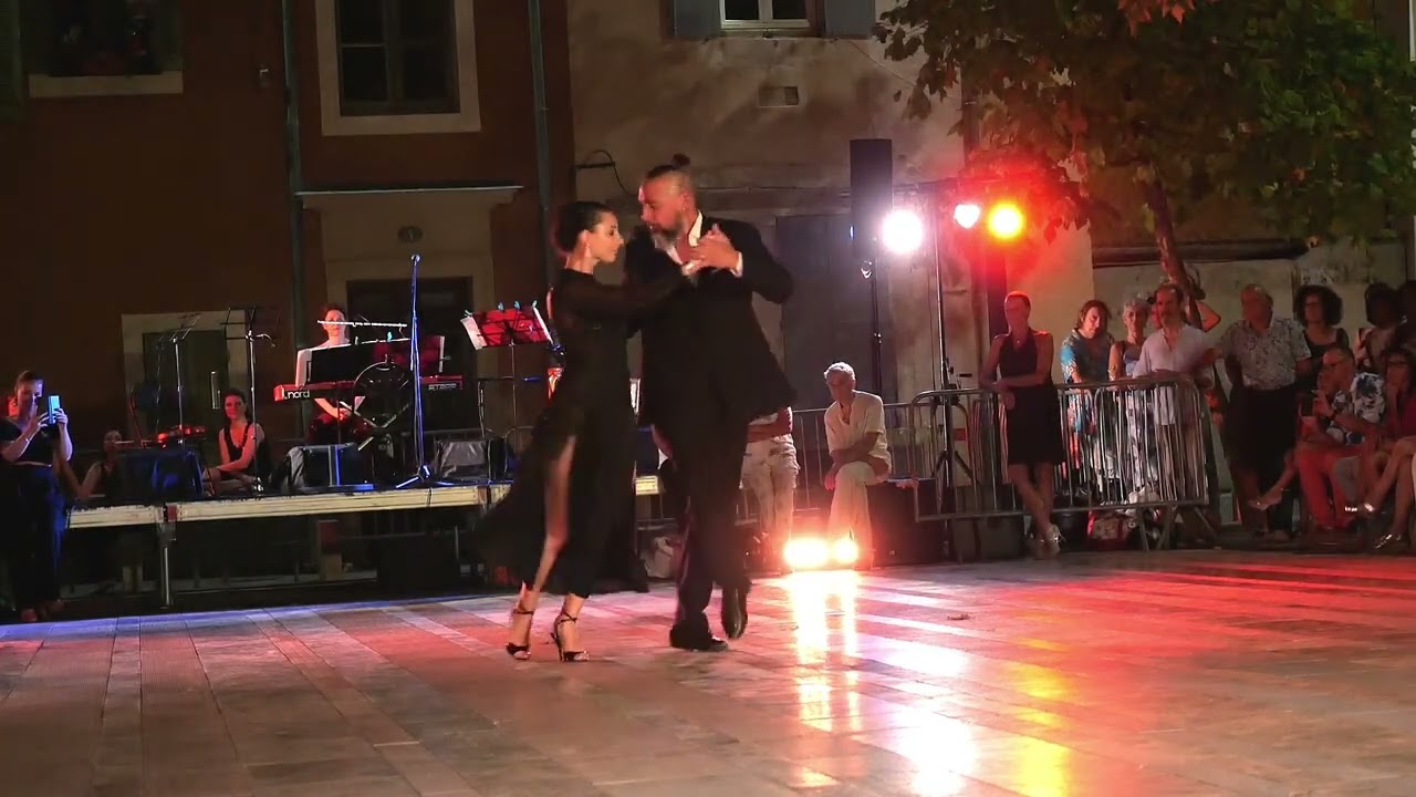 Video thumbnail for Solène Vanhaecke & Jorge Pahl à Nîmes Le vendredi 08/08.