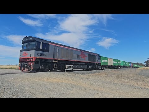 7922V SCT up "Dooen Express" (CSR021, 27W), Dooen to Melbourne, 1115, 11/12/25, Murtoa West VIC 