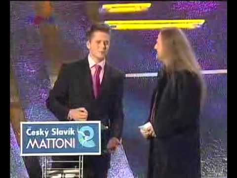 Pepa Vojtek Předáva 1. Misto v kategorii Zpěvačka