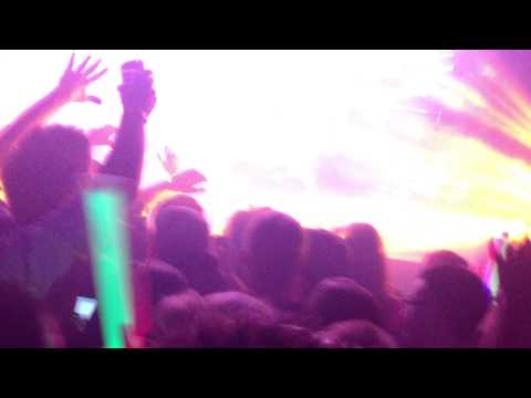 Rattle - Bingo Players played by Hardwell at New City Gas
