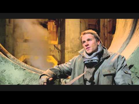 Pacific Rim (TV Spot 'Fight 2')
