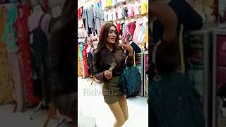 Download lagu VIRAL..!! BANCI NGAMEN DI MALL TIDAK DAPAT SAWERAN..!!?? mp3