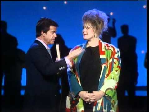 Dick Clark Interviews Alison Moyet - American Bandstand 1985