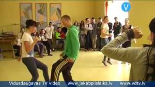 preview picture of video 'Jēkabpils skolās norisinās fitnesa nodarbības'