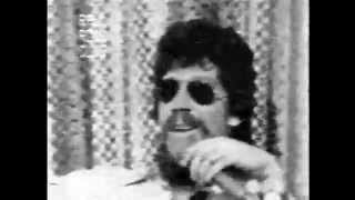 Raul Seixas canta "Todo Mundo Explica" (1978)