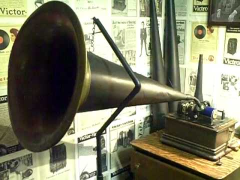 EDISON STANDARD D PLAYING BLUE AMBEROL CYLINDER