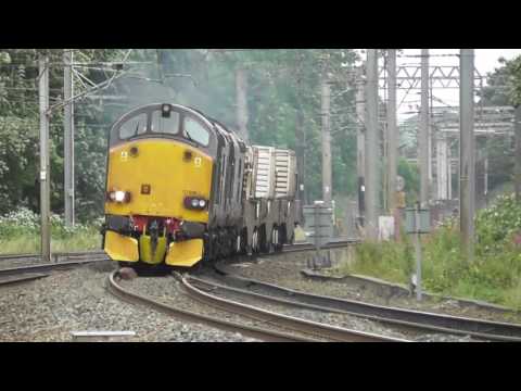 DRS locos at Lancaster - 37606 & 37610 Flasks plus 68020 & 68018 Intermodal - 20th Aug 2016