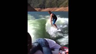 Sanger V237 surf wave