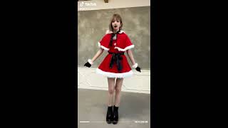 ミニスカサンタのダンス。クリスマスプレゼント