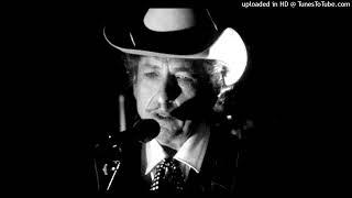 Bob Dylan live , Tweedle Dee &amp; Tweedle Dum , Winston Salem 2002