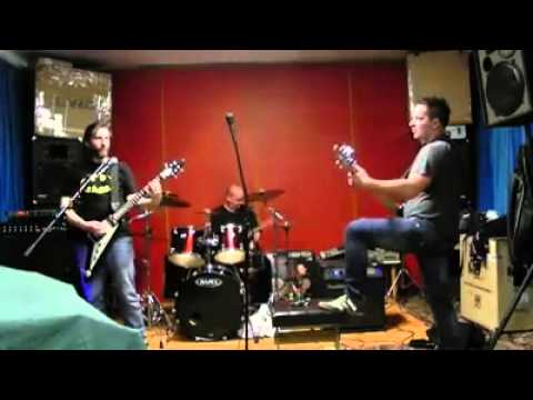 Sonorous Reluctance - SX EG69 Flying V Rehearsal