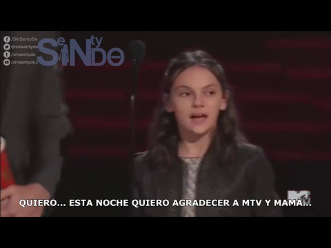 Dafne Keen les desea un feliz día de las madres #Logan | Sin SentyDo