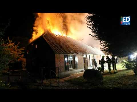 Woonboerderij Waalre door brand beschadigd