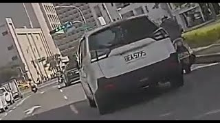 你都開車了還要躲太陽 要不要乾脆別出門