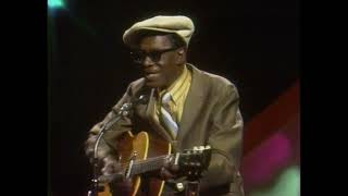 Lightnin Hopkins - Ain&#39;t It Crazy