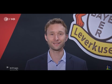 Simon Rolfes vor dem Spiel gegen Bayern I Spieltag 8 I Bundesliga I Saison 2021/2022