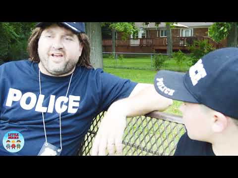 Little Heroes Track Down the Pretend Impersonator Together