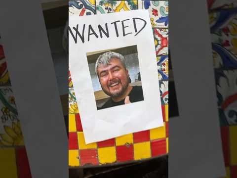 He is DESTROYING pizza again @albert_cancook