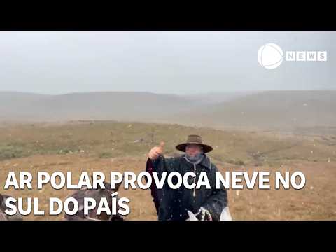 Ar polar derruba temperaturas e provoca neve no sul do país