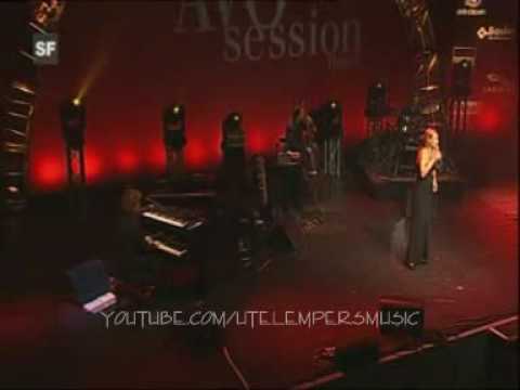 UTE LEMPER ~ Port Of Amsterdam (live 2006)