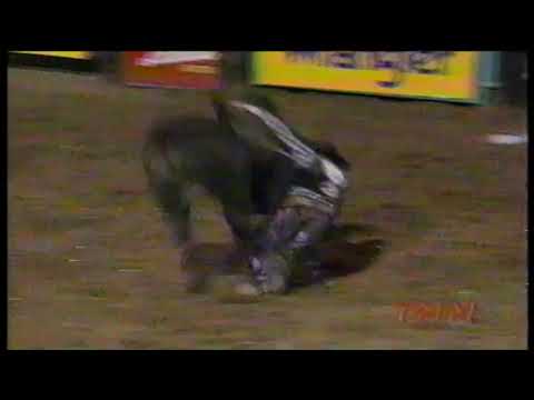 PBR 1998: Tuff Hedeman hung-up and stepped on (82.5 pts)