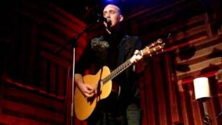 Tyrone Wells &quot;The Hate Song&quot; Live Acoustic, Saint Rocke. Hermosa Beach, Ca. 1/24/10