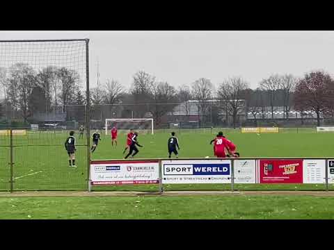 Jamiro Blikslager puts in the equalizer against Fortuna Sittard Youth Academy