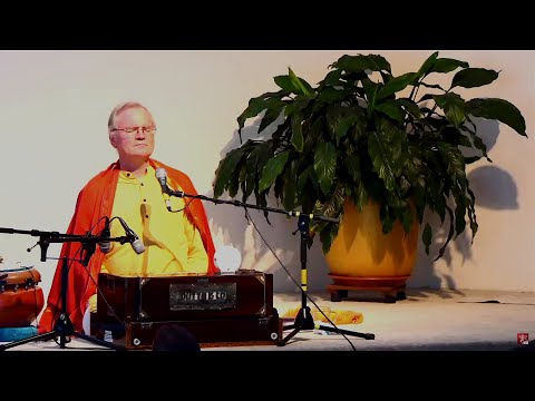 Satsang und Meditation mit Sukadev - Yoga Vidya Live Ritual Kirtan singen 20:00 Uhr 17.07.2020